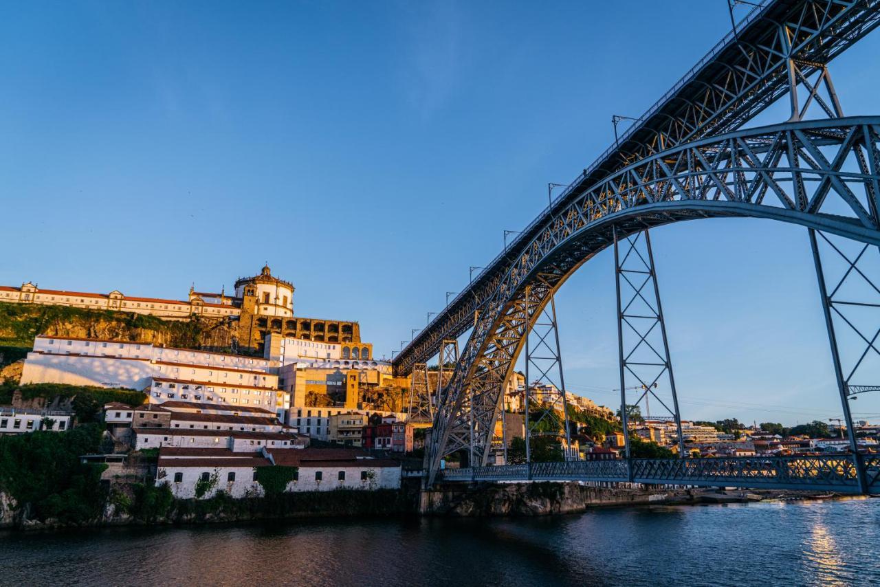 Vincci Ponte De Ferro Hotell Vila Nova de Gaia Exteriör bild